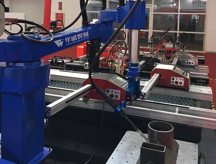 自動焊接機器人